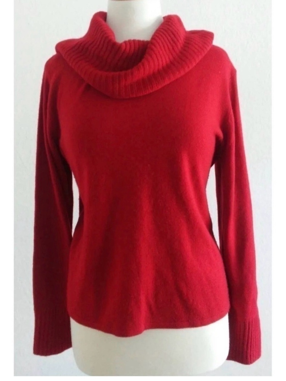 ⁠Vintage Norton McNaughton Red Cowl Neck Sweater LP⁠
